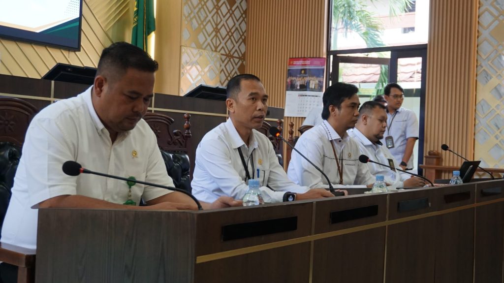 PN Karawang Gelar Bimtek Keterbukaan Informasi Publik: Perkuat Budaya Transparansi dan Pelayanan Prima