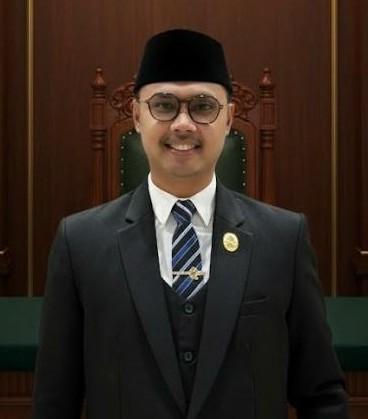 Dr. Fauzan Prasetya