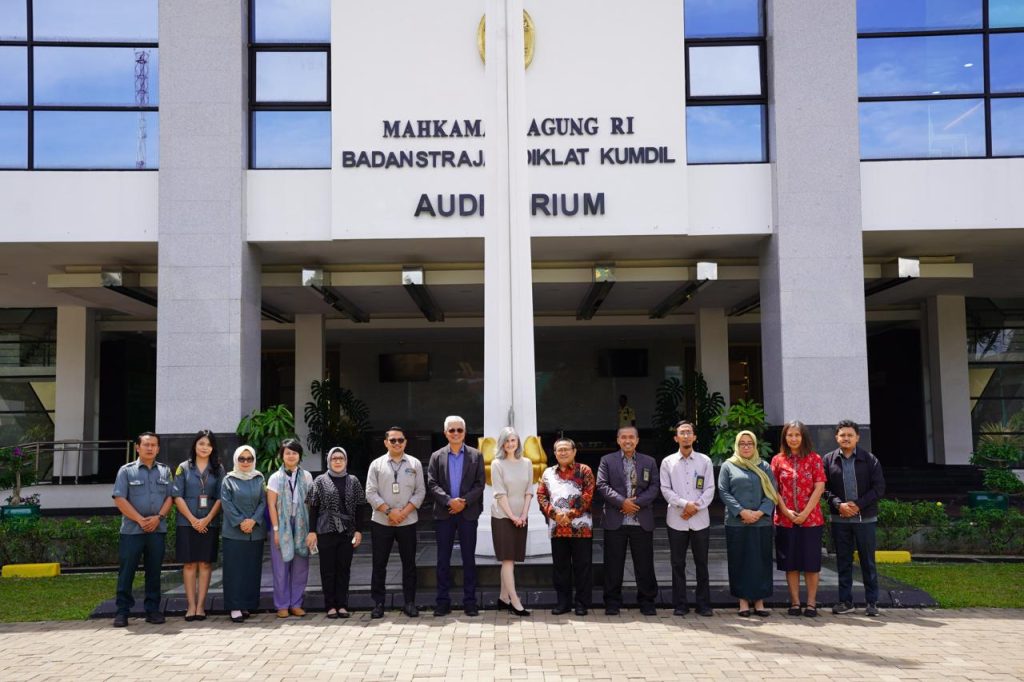 Menjalin Jejak Kolaborasi Hijau: BSDK dan Departemen Kehakiman AS Bahas Kerja Sama Pelatihan Penegakan Hukum Satwa Liar