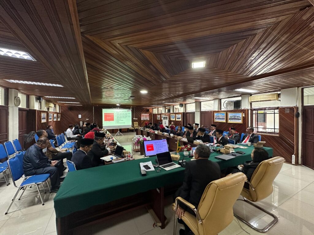 WKPT Palangka raya Muhammad Damis Paparkan Rincian Transisi KUHAP dan KUHP Baru di Sosialisasi KUHP dan KUHAP di PT Palangkaraya