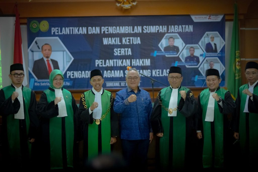 Ketua PA Soreang Lantik Wakil Ketua dan Hakim Baru, Dihadiri Ketua Kamar Agama MA dan Pejabat MA Lainnya