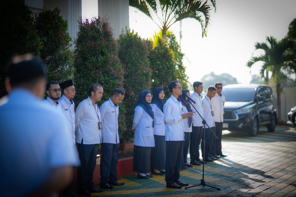 Belajar dari Tiga Generasi, Pesan Hakim Senior PA Soreang dalam Apel Pagi