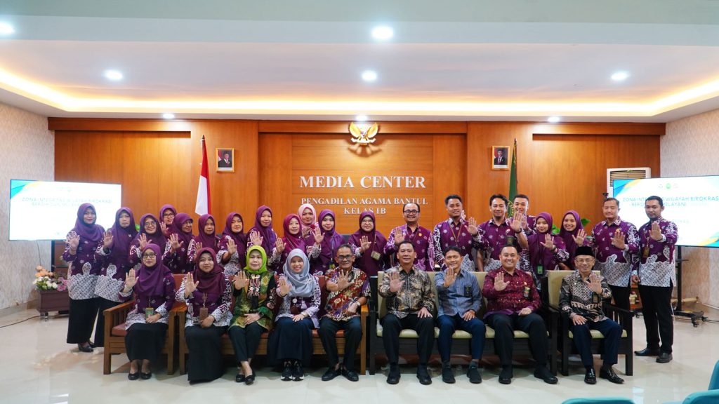 Sekretaris Dirjen Badilag Bagikan Delapan Kiat Sukses Raih WBBM di Pengadilan Agama Bantul