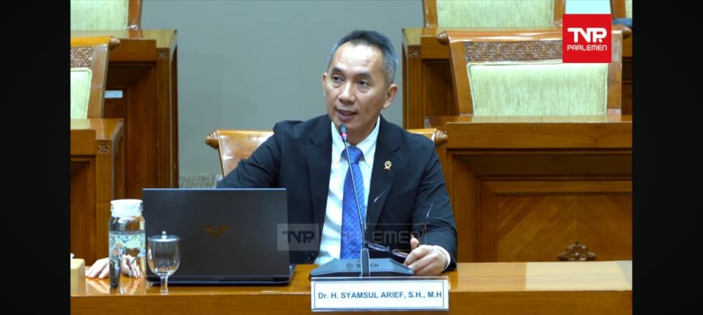 Di Hadapan Komisi III DPR, Syamsul Arief Tegaskan AI Tak Boleh Mengambil Alih Nurani Hakim