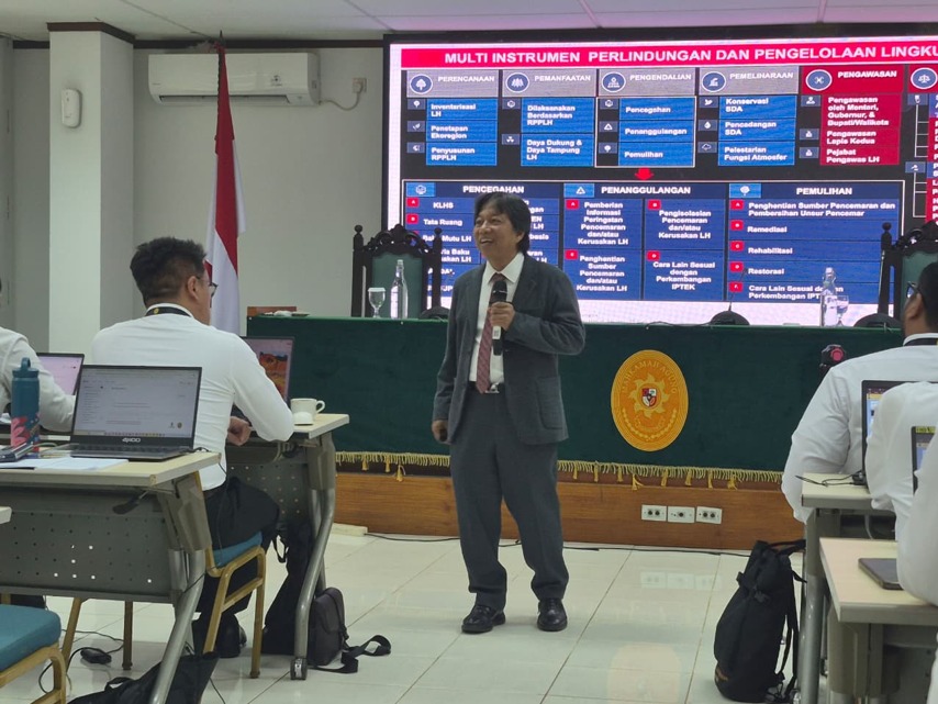 Pengawasan Lemah, Penegakan Hukum Tambang bagai ‘Macan Ompong’: Strategi Pembuktian Ilmiah bagi Hakim Lingkungan Hidup
