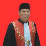 Dr. Fahmiron