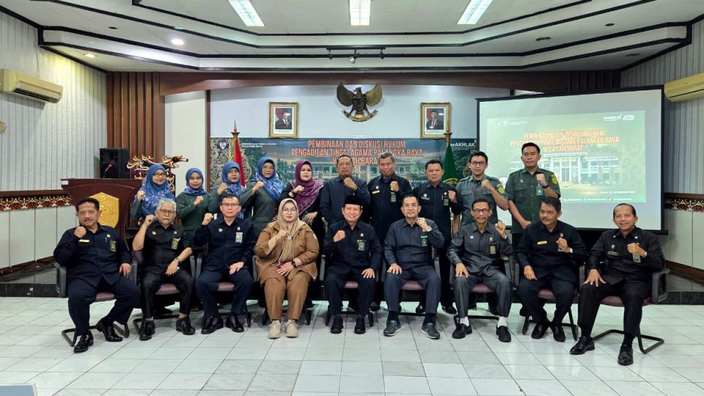 Didukung Penuh dari Bupati Kotim dan Jajaran, PTA Palangka Raya Gelar Pembinaan dan Diskusi Hukum Wilayah Barat untuk Tingkatkan Kualitas Hakim dan Tenaga Teknis