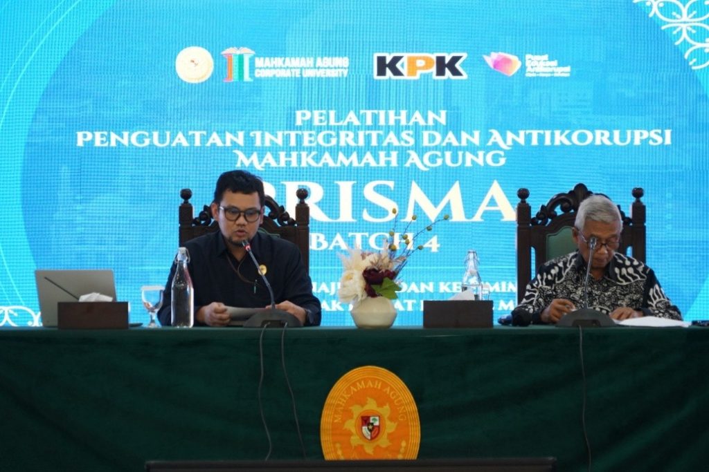 Menimbang Kompetensi dan Integritas, Perlukah Calon Hakim Minimal S2?