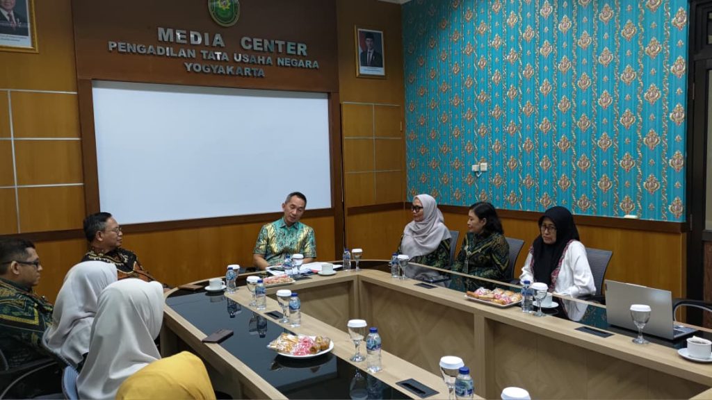 Kawal Kelestarian Melalui Keadilan: Pusdiklat Teknis Evaluasi Penerapan Pelatihan Sertifikasi Lingkungan Hidup di PTUN Yogyakarta