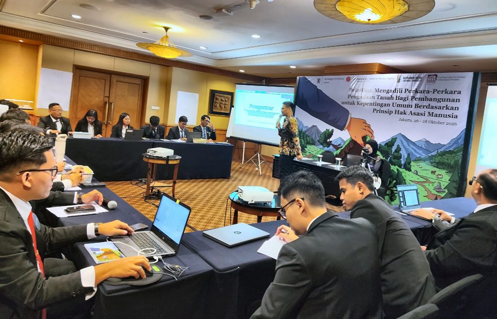 Pengujian Kewenangan Pemerintah Harus Menjangkau Perlindungan Hak Warga